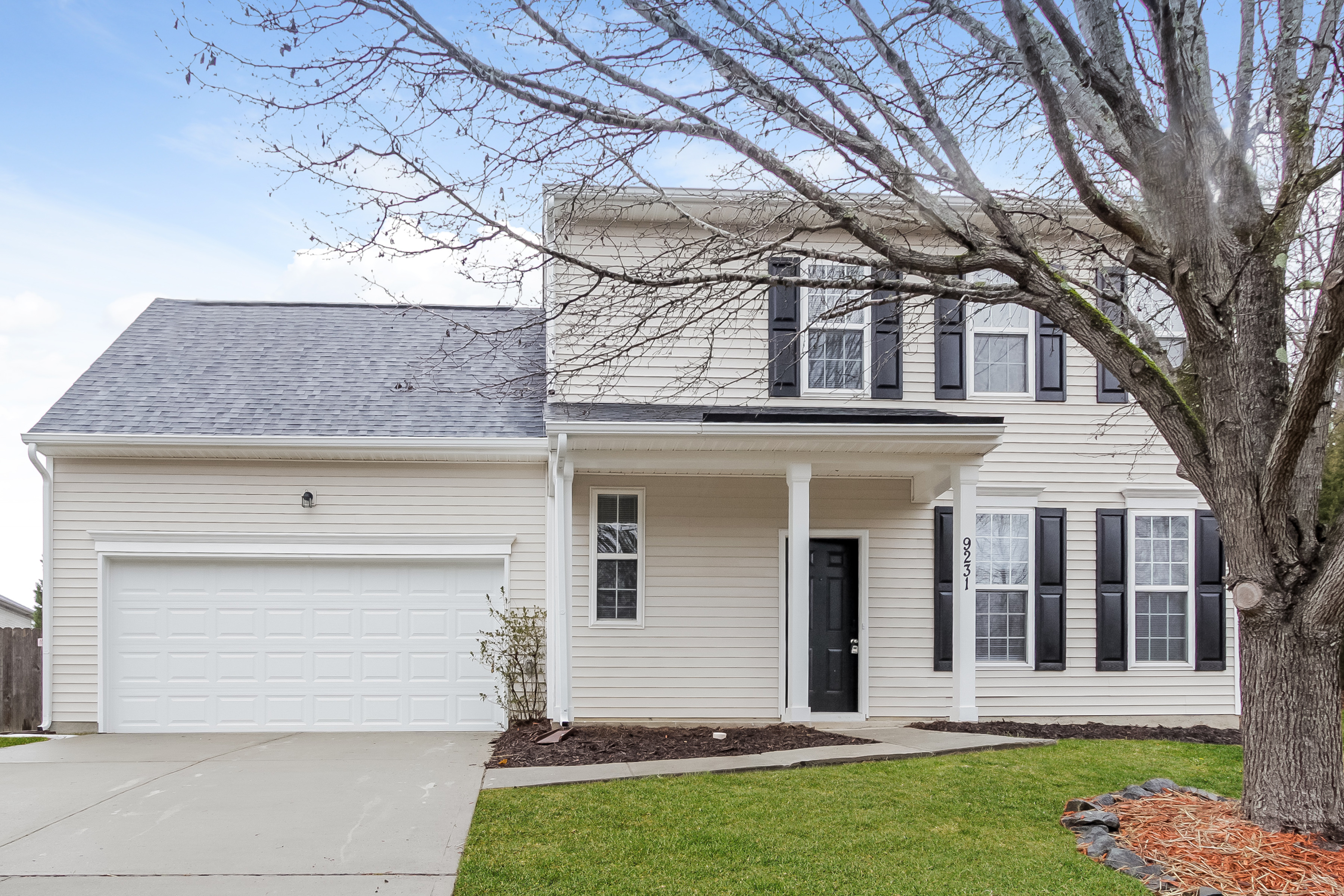 9231 Atlas Cedar Dr Charlotte, NC 28215